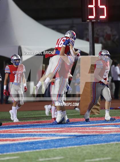 Thumbnail 2 in Westlake vs Del Valle photogallery.