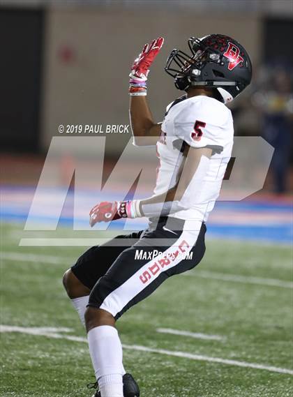 Thumbnail 1 in Westlake vs Del Valle photogallery.