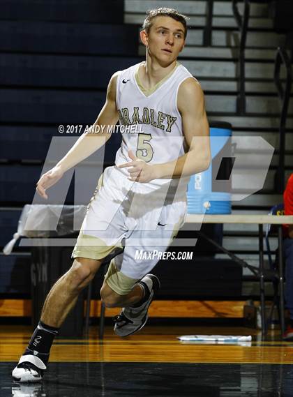Thumbnail 1 in Bradley Central vs Ooltewah (District 5 3A) photogallery.