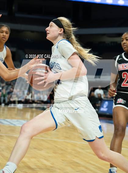 Thumbnail 3 in Duncanville vs Cypress Creek (UIL 6A Final) photogallery.