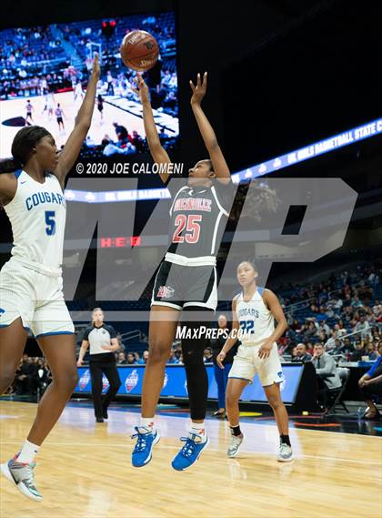 Thumbnail 3 in Duncanville vs Cypress Creek (UIL 6A Final) photogallery.