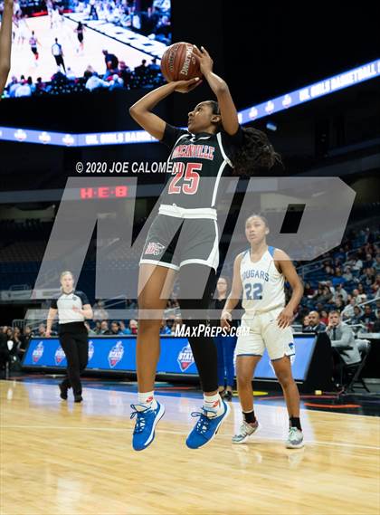 Thumbnail 2 in Duncanville vs Cypress Creek (UIL 6A Final) photogallery.
