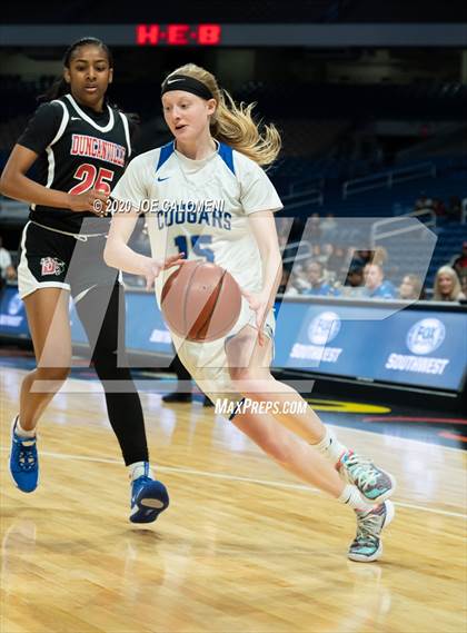 Thumbnail 3 in Duncanville vs Cypress Creek (UIL 6A Final) photogallery.