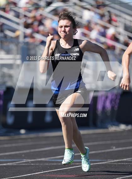Thumbnail 1 in College Station Cougar Relays photogallery.
