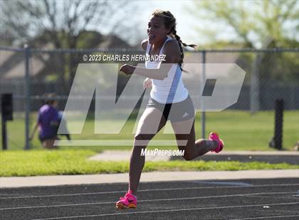 Thumbnail 1 in College Station Cougar Relays photogallery.