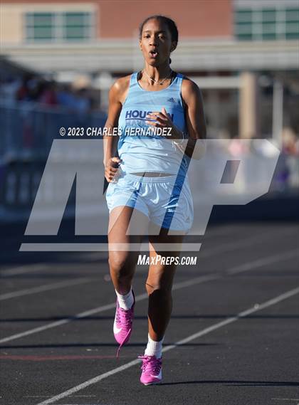 Thumbnail 1 in College Station Cougar Relays photogallery.