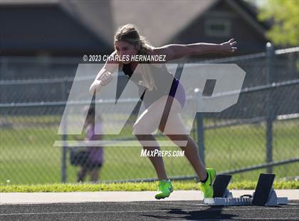 Thumbnail 2 in College Station Cougar Relays photogallery.
