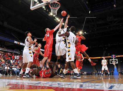 Thumbnail 3 in JW North vs. Redondo Union (CIF SoCal Regional D2 Final) photogallery.