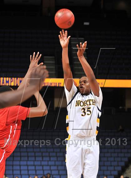 Thumbnail 3 in JW North vs. Redondo Union (CIF SoCal Regional D2 Final) photogallery.