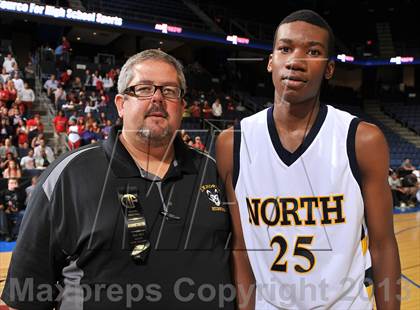 Thumbnail 2 in JW North vs. Redondo Union (CIF SoCal Regional D2 Final) photogallery.