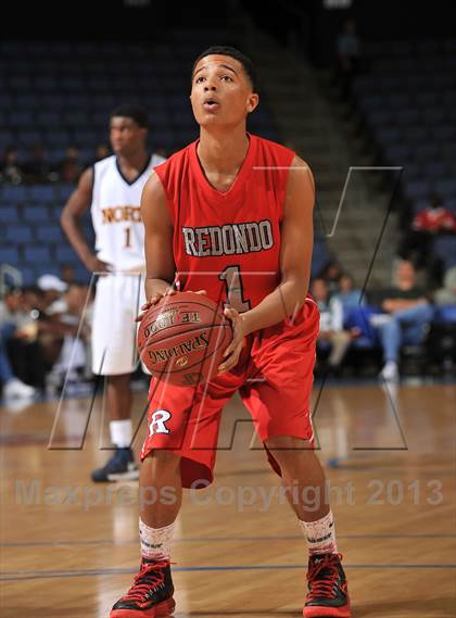 Thumbnail 1 in JW North vs. Redondo Union (CIF SoCal Regional D2 Final) photogallery.
