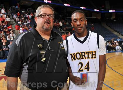 Thumbnail 1 in JW North vs. Redondo Union (CIF SoCal Regional D2 Final) photogallery.