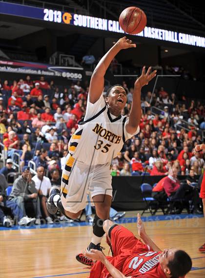 Thumbnail 3 in JW North vs. Redondo Union (CIF SoCal Regional D2 Final) photogallery.