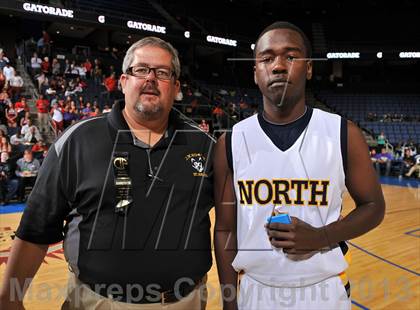 Thumbnail 1 in JW North vs. Redondo Union (CIF SoCal Regional D2 Final) photogallery.