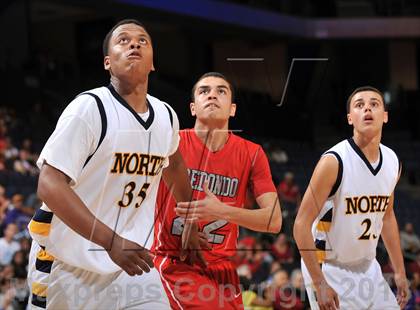 Thumbnail 3 in JW North vs. Redondo Union (CIF SoCal Regional D2 Final) photogallery.