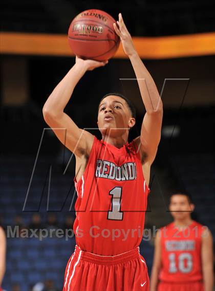 Thumbnail 2 in JW North vs. Redondo Union (CIF SoCal Regional D2 Final) photogallery.