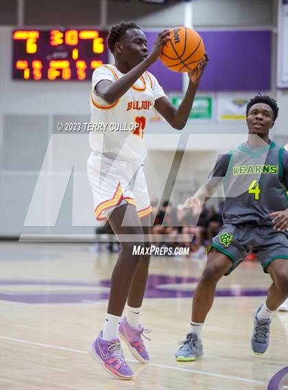 Thumbnail 2 in Judge Memorial vs. Kearns (Riverton Holiday Tournament) photogallery.