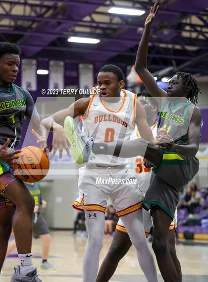 Thumbnail 3 in Judge Memorial vs. Kearns (Riverton Holiday Tournament) photogallery.