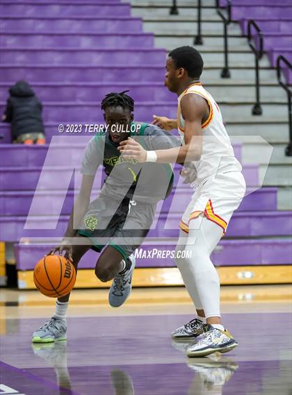 Thumbnail 3 in Judge Memorial vs. Kearns (Riverton Holiday Tournament) photogallery.