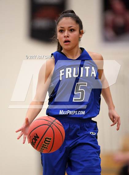 Thumbnail 3 in Fruita Monument vs. Dakota Ridge (Castle View/ThunderRidge Tip-Off Tourney) photogallery.