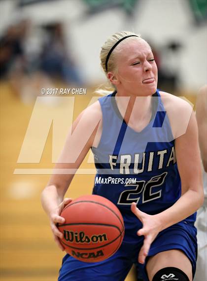 Thumbnail 2 in Fruita Monument vs. Dakota Ridge (Castle View/ThunderRidge Tip-Off Tourney) photogallery.