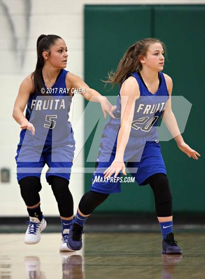 Thumbnail 2 in Fruita Monument vs. Dakota Ridge (Castle View/ThunderRidge Tip-Off Tourney) photogallery.