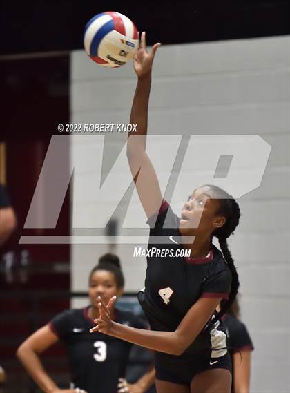 Thumbnail 3 in Liberty @ Hamilton (AIA 6A Semifinal) photogallery.