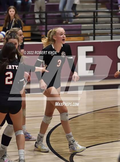Thumbnail 1 in Liberty @ Hamilton (AIA 6A Semifinal) photogallery.