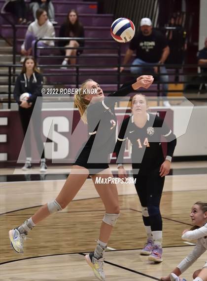 Thumbnail 2 in Liberty @ Hamilton (AIA 6A Semifinal) photogallery.
