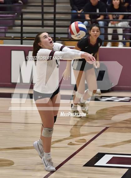 Thumbnail 3 in Liberty @ Hamilton (AIA 6A Semifinal) photogallery.