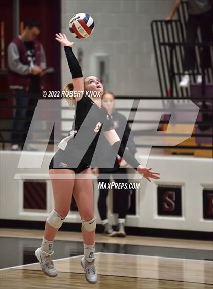 Thumbnail 1 in Liberty @ Hamilton (AIA 6A Semifinal) photogallery.
