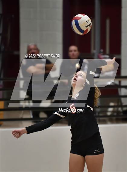 Thumbnail 2 in Liberty @ Hamilton (AIA 6A Semifinal) photogallery.