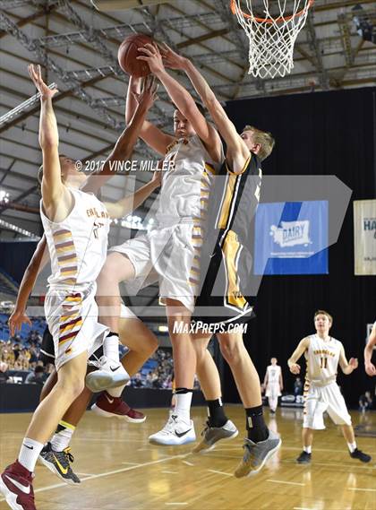 Thumbnail 3 in Inglemoor vs. Enumclaw (WIAA 4A First Round Playoff)  photogallery.