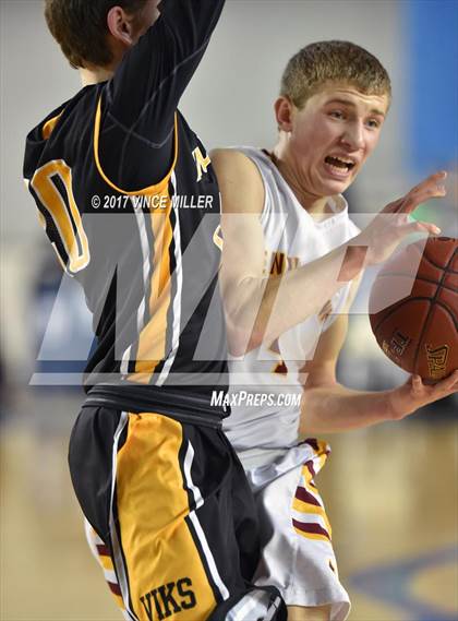 Thumbnail 3 in Inglemoor vs. Enumclaw (WIAA 4A First Round Playoff)  photogallery.