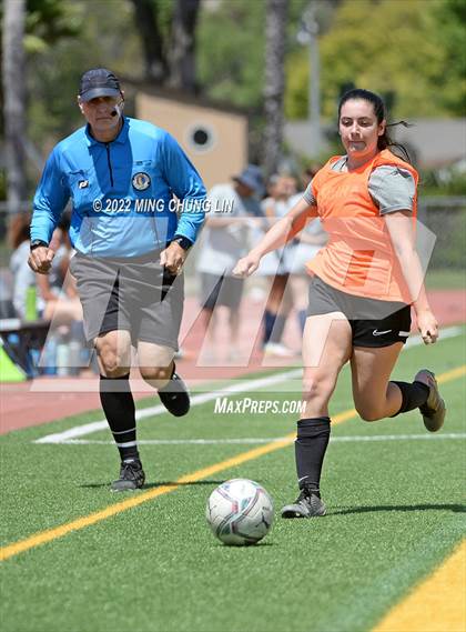 Thumbnail 2 in JSerra Catholic vs. Trabuco Hills (Summer League) photogallery.