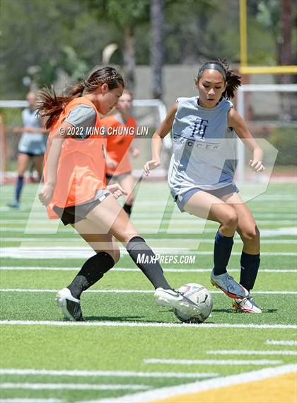 Thumbnail 2 in JSerra Catholic vs. Trabuco Hills (Summer League) photogallery.