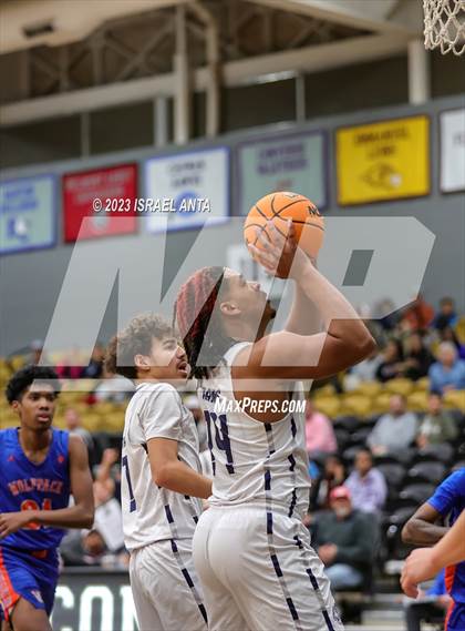 Thumbnail 2 in Purnell Swett vs. Whiteville (2023 Robeson County Shootout) photogallery.