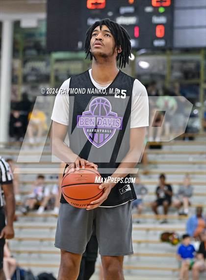 Thumbnail 1 in Ben Davis vs Greenfield Central (IBCA / IHSAA Showcase) photogallery.