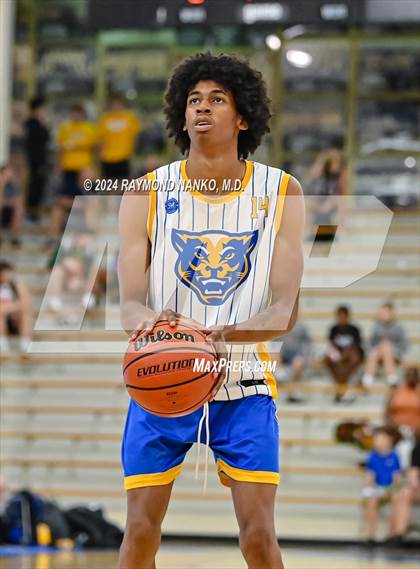 Thumbnail 2 in Ben Davis vs Greenfield Central (IBCA / IHSAA Showcase) photogallery.