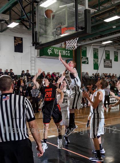 Thumbnail 1 in Corning vs. Union-Endicott photogallery.