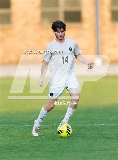 null - Photo 01