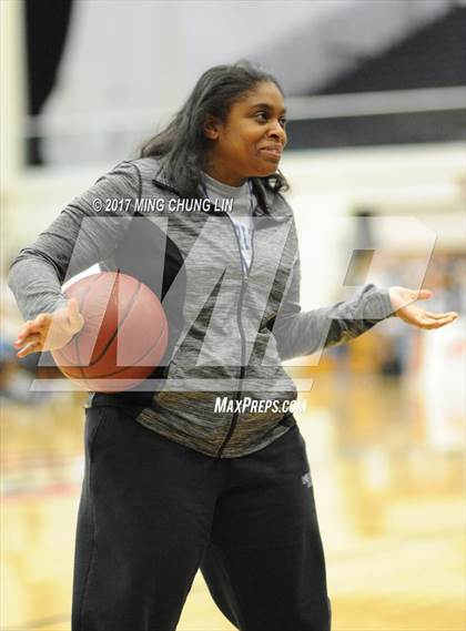 Thumbnail 1 in Los Osos vs. Lancaster (CIF-SS 3A Final) photogallery.