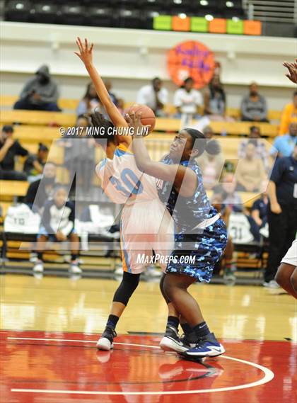 Thumbnail 2 in Los Osos vs. Lancaster (CIF-SS 3A Final) photogallery.