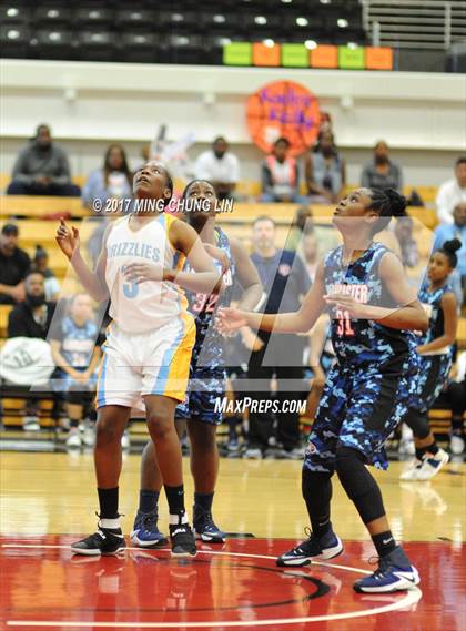 Thumbnail 2 in Los Osos vs. Lancaster (CIF-SS 3A Final) photogallery.