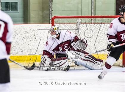 Thumbnail 2 in Kent School vs. Loomis Chaffee (AOF Christmas Classic) photogallery.