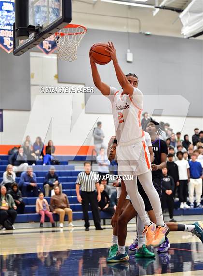 Thumbnail 2 in Garfield @ Eastside Catholic photogallery.
