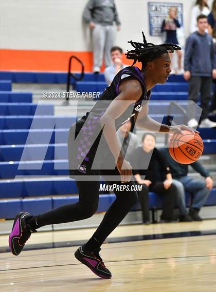 Thumbnail 2 in Garfield @ Eastside Catholic photogallery.