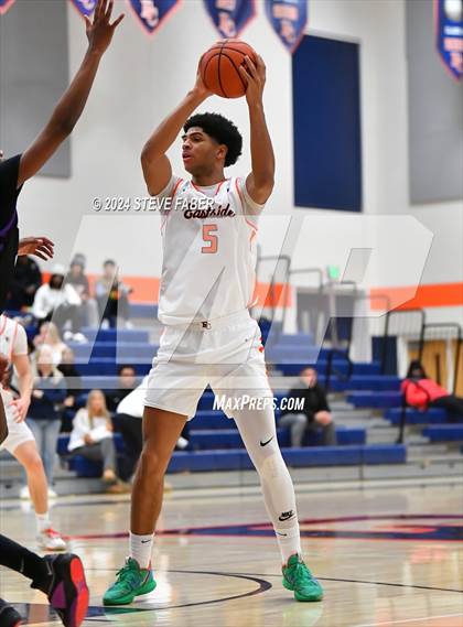 Thumbnail 1 in Garfield @ Eastside Catholic photogallery.