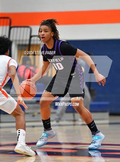 Thumbnail 3 in Garfield @ Eastside Catholic photogallery.