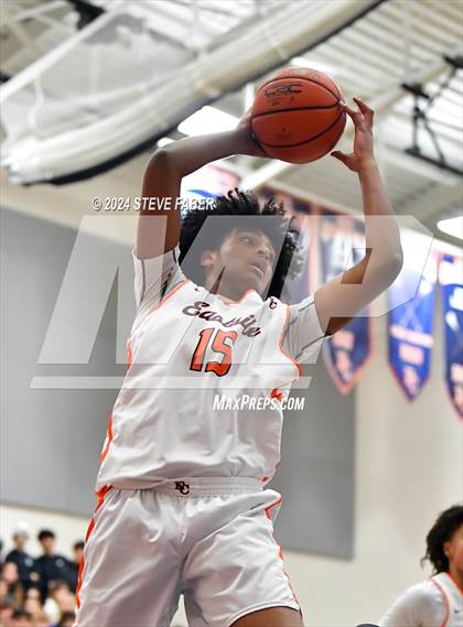 Thumbnail 1 in Garfield @ Eastside Catholic photogallery.
